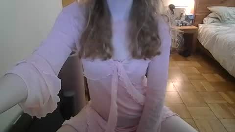 Snapshot of lesetoilesdansent chatting on 21, 7, 2026 lesetoilesdansent online show from 21, 7, 2026
