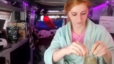 Snapshot of lesleygumgrass chatting on 2, 3, 2025 LesleyGumGrass- The Boring Trans girl online show from 2, 3, 2025