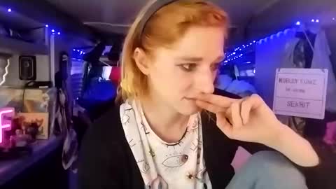 Snapshot of lesleygumgrass chatting on 4, 3, 2025 LesleyGumGrass- The Boring Trans girl online show from 4, 3, 2025