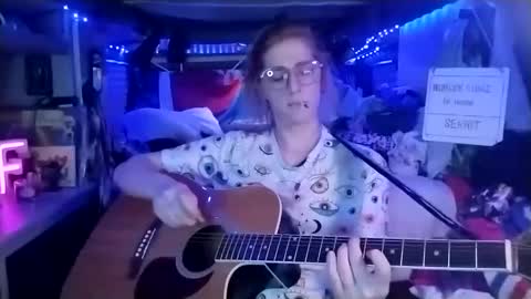 Snapshot of lesleygumgrass chatting on 5, 3, 2025 LesleyGumGrass- The Boring Trans girl online show from 5, 3, 2025