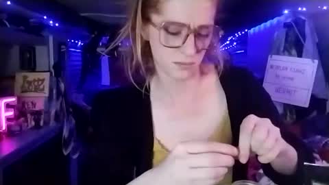 Snapshot of lesleygumgrass chatting on 7, 3, 2025 LesleyGumGrass- The Boring Trans girl online show from 7, 3, 2025