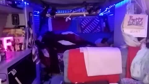 Snapshot of lesleygumgrass chatting on 9, 3, 2025 LesleyGumGrass- The Boring Trans girl online show from 9, 3, 2025