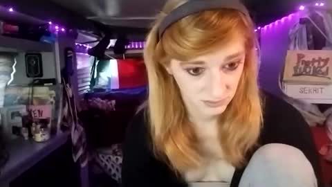 Snapshot of lesleygumgrass chatting on 9, 3, 2025 LesleyGumGrass- The Boring Trans girl online show from 9, 3, 2025