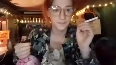 Snapshot of lesleygumgrass chatting on 19, 12, 2025 LesleyGumGrass- The Boring Trans girl online show from 19, 12, 2025