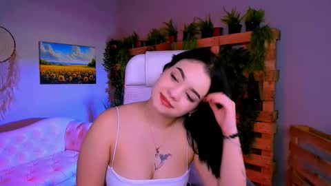 LeslieRowe online show from 30, 10, 2025