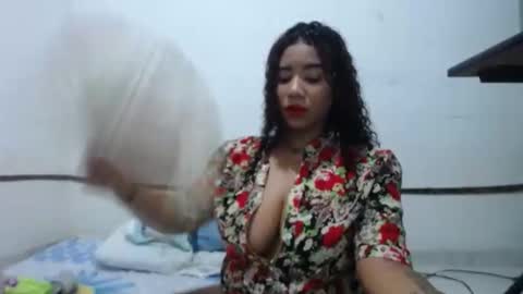 lesly online show from 2, 2, 2025