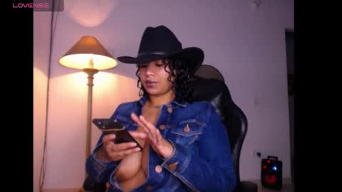 Snapshot of leslycarsson chatting on 27, 6, 2026 lesly online show from 27, 6, 2026