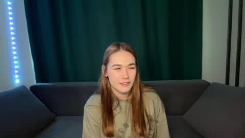 Snapshot of lessiemccoyle chatting on 8, 6, 2026 Hello my love Im Val online show from 8, 6, 2026