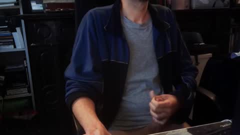 Snapshot of lestat_82 chatting on 10, 10, 2025 Vampiro Diurno online show from 10, 10, 2025