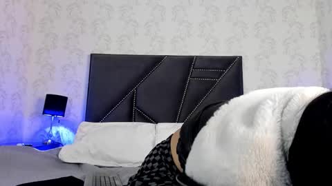 Leti White online show from 28, 10, 2025