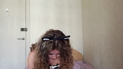 Snapshot of letitiamagett chatting on 10, 7, 2026 Emily online show from 10, 7, 2026