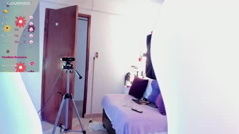 letiziia online show from 25, 1, 2025