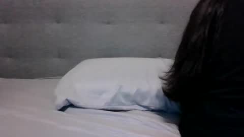 lets_play143 online show from 11, 11, 2025