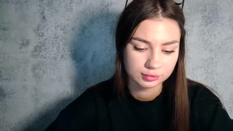 Snapshot of lette_emily chatting on 3, 10, 2025 Emily online show from 3, 10, 2025