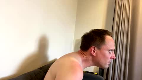 lilithgaze online show from 10, 1, 2026