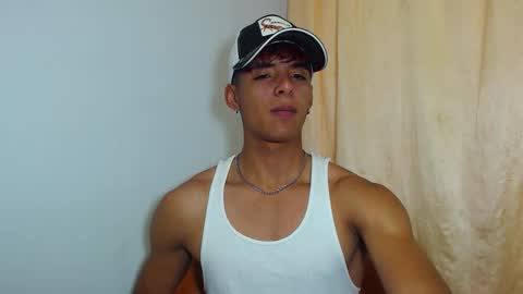 i  am lewis ly EDUARDO MEMDOZA15 online show from 19, 2, 2026
