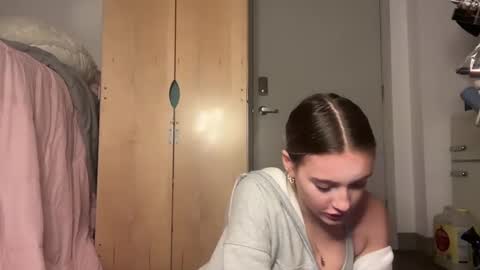 Snapshot of lexaarose05 chatting on 3, 12, 2024 lexisRose online show from 3, 12, 2024