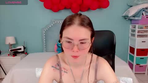 Lexas Room online show from 10, 9, 2025