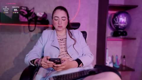 Snapshot of lexavega_ chatting on 2, 6, 2026 lexavega_ online show from 2, 6, 2026