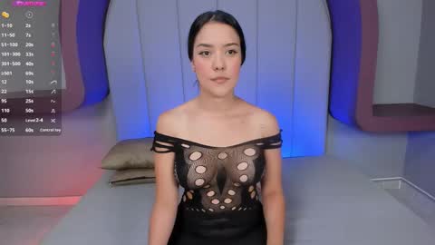 Lexie Thompson  online show from 11, 9, 2025