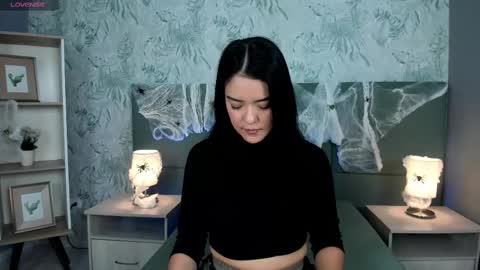 Lexie Thompson  online show from 17, 10, 2025