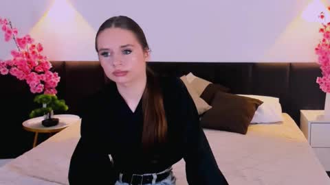 Snapshot of lexirayne chatting on 24, 10, 2025 lexirayne online show from 24, 10, 2025