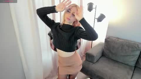 Snapshot of lexirouge__ chatting on 30, 7, 2026 lexirouge online show from 30, 7, 2026