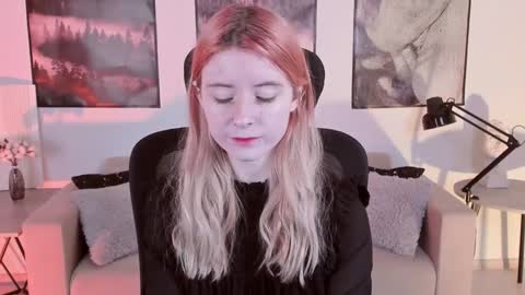 Snapshot of lexiwenford chatting on 11, 12, 2024 Lexi Wenford NO NUDE GODDESS online show from 11, 12, 2024
