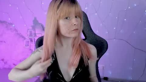 Snapshot of lexiwenford chatting on 13, 2, 2025 Lexi Wenford NO NUDE GODDESS online show from 13, 2, 2025