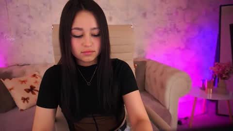 Snapshot of lexxxilush chatting on 17, 5, 2026 Lexi online show from 17, 5, 2026