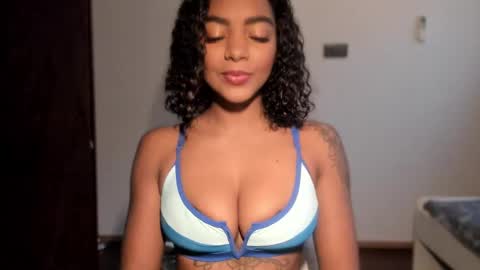 LEXY - Independent account online show from 22, 12, 2025