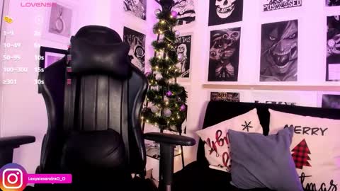 LexyJoyce online show from 17, 12, 2025