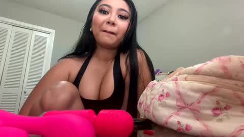 Snapshot of lexymexy22 chatting on 28, 4, 2026 lexymexy22 online show from 28, 4, 2026