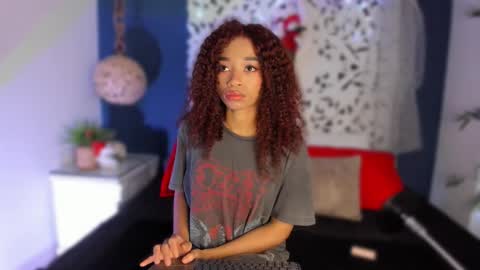 lexyskye online show from 3, 12, 2025