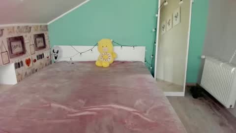 lexyswett online show from 23, 2, 2025