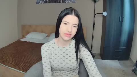 lexyswett online show from 9, 3, 2025