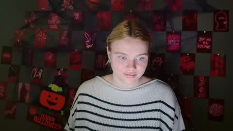 Leyla online show from 9, 10, 2025