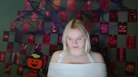 Leyla online show from 13, 10, 2025