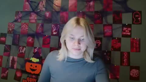 Leyla online show from 27, 10, 2025