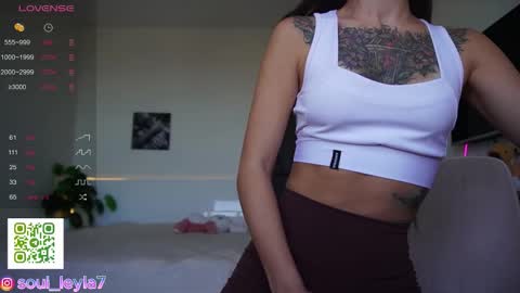 Leyla ly Ill be here Tuesday Thursday Friday Saturday Sunday online show from 1, 11, 2025