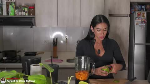 Snapshot of leyla_steel chatting on 7, 5, 2026 INSTA leylasteel model online show from 7, 5, 2026