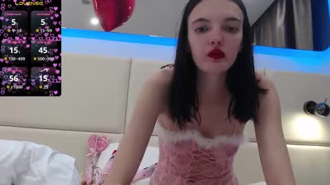Lia online show from 14, 2, 2025