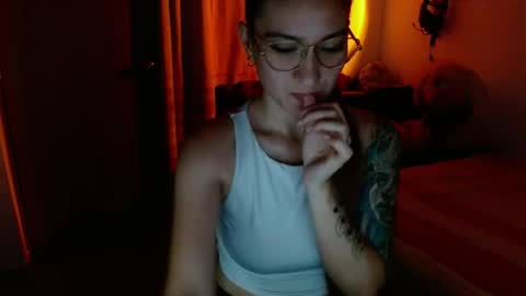 Snapshot of lia_ana_ chatting on 5, 5, 2026 liliana online show from 5, 5, 2026
