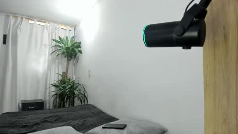 Lia y Felipe --  online show from 30, 11, 2025