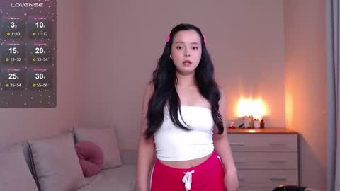 L I A online show from 7, 10, 2025