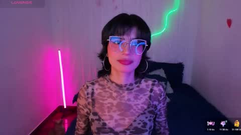 lia_leandro888 online show from 11, 3, 2026