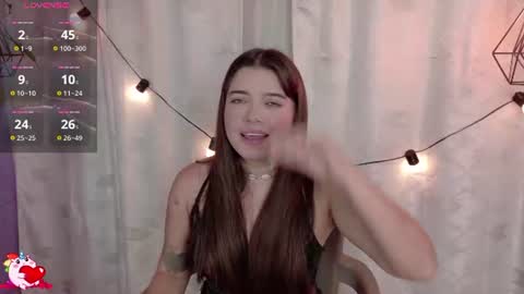 lia_little18 online show from 18, 7, 2026