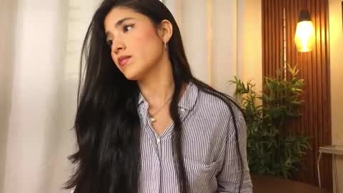 Snapshot of lia_mar_ chatting on 6, 10, 2025 LIA online show from 6, 10, 2025