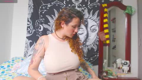 Lia Monroe online show from 22, 12, 2025