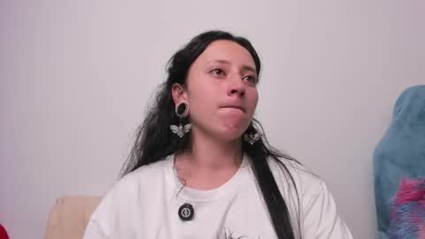 Little Queen Lia  online show from 1, 6, 2026